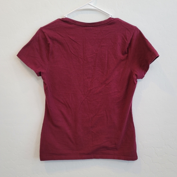 Hanes Red Short Sleeves Graphic Tee Size Small - Picture 2 of 9